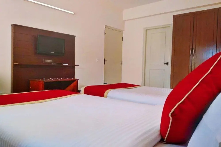 OYO 10357 Imperial Residency