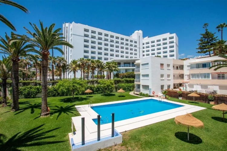 2 Bedrooms Double Apartment