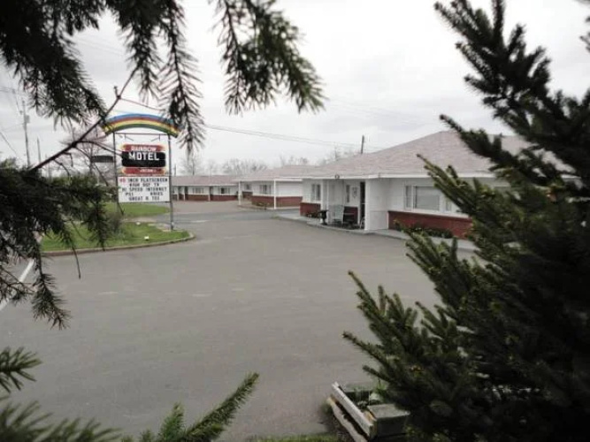 Rainbow Motel
