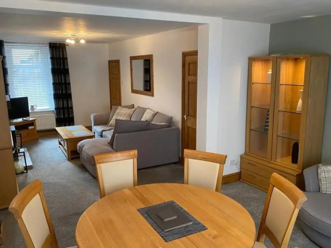 Cosy Modern Victorian 2 Bed Terrace