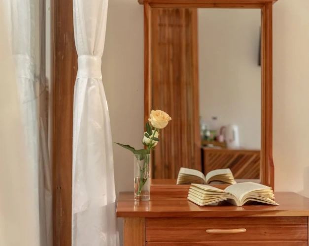 Deluxe room with balcony and with pool view