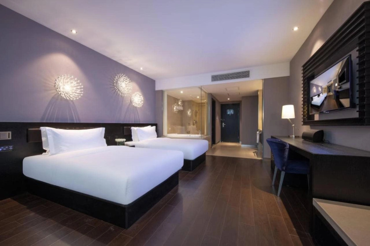 Ramada by Wyndham Zhenjiang Dagang New District