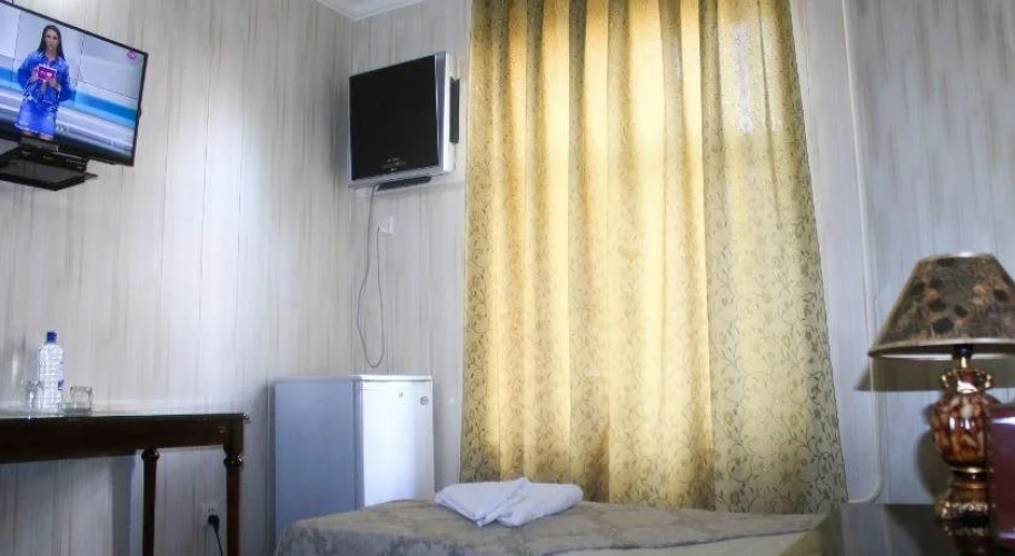 Lux Hotel