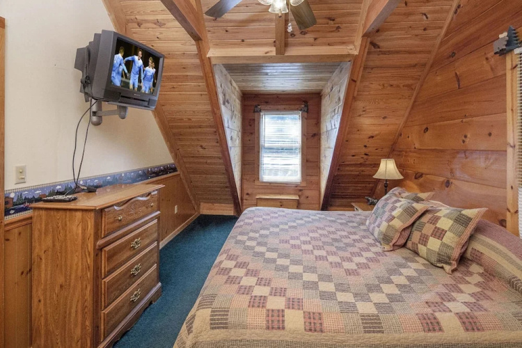 Bear Naked by Eagles Ridge Resort