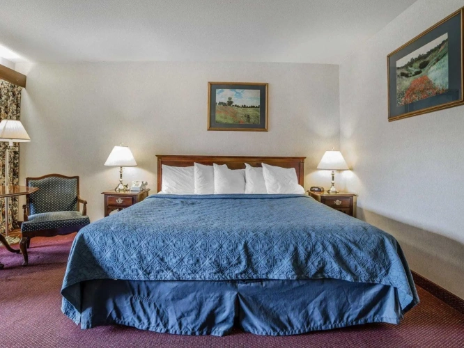 Standard room with balcony