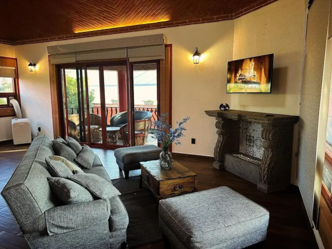 La Casa Roja