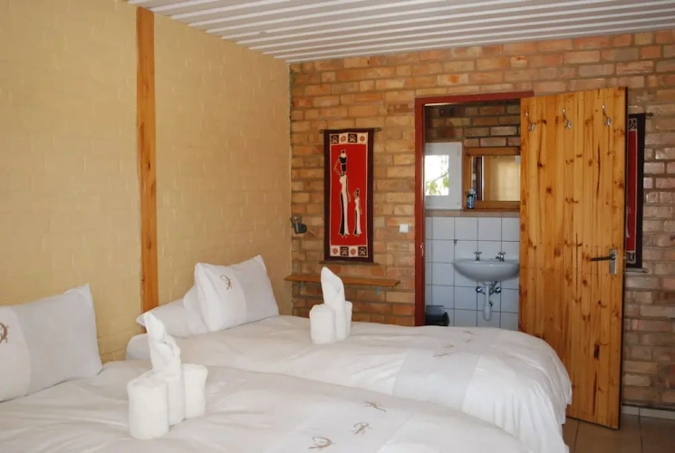 Standard Twin Basement room