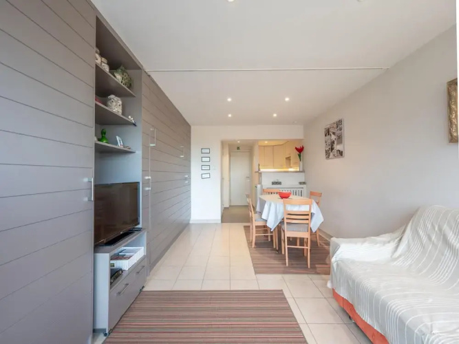 Studio in Duinbergen With Sea Views