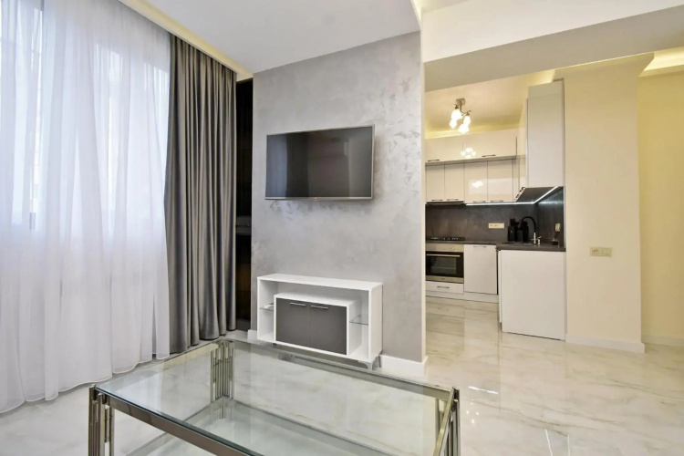 Apart House in centr Koghbaci strit