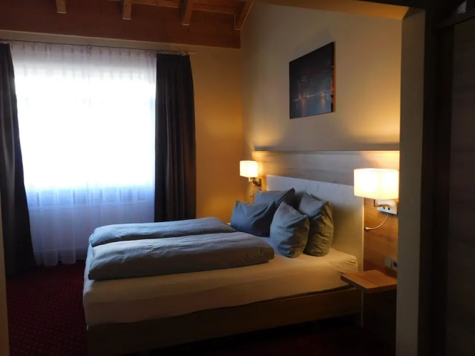 Hotel Konrad Poetzel Holzkirchen