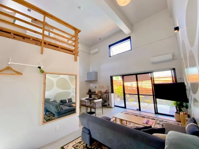 Deluxe Apartment