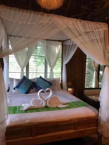 Deluxe with Air Conditioning Double room