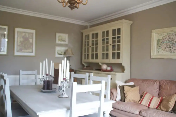 Roundhill Farmhouse