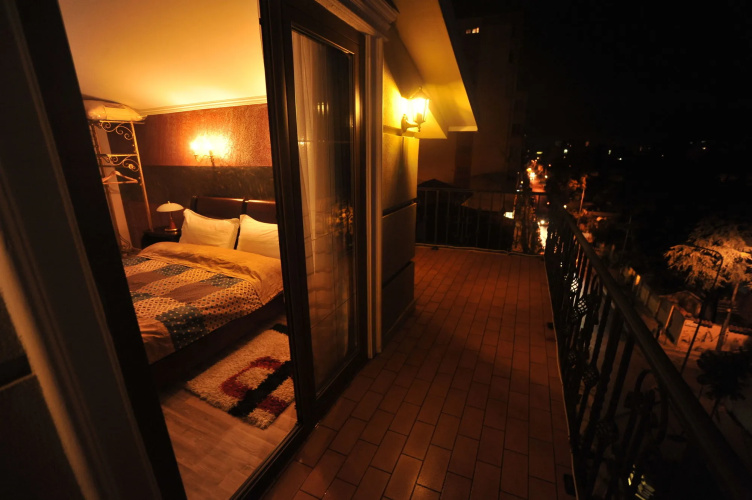 Dream Hotel