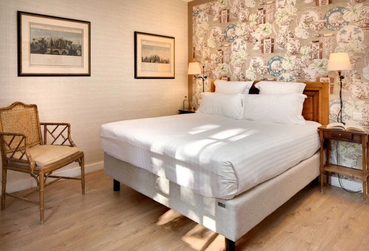 Privilege room