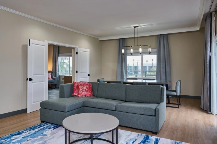 Double Suite