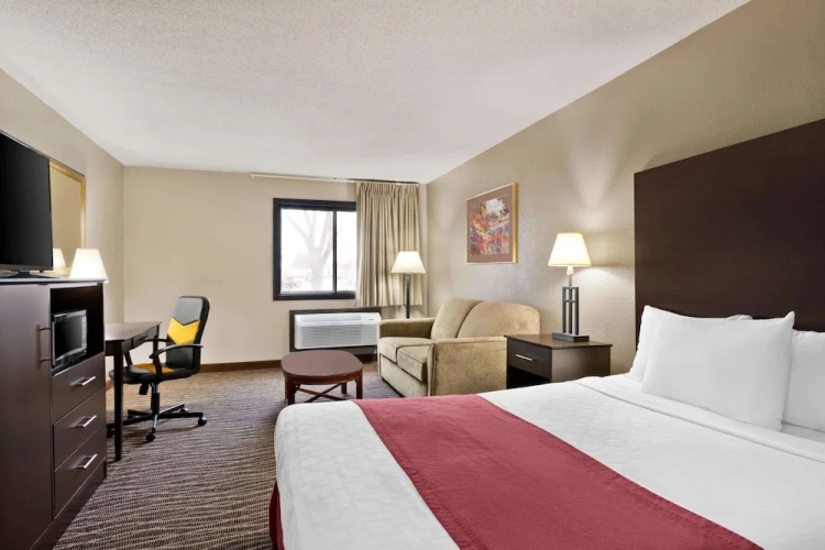 Guesthouse Inn & Suites Sioux Falls