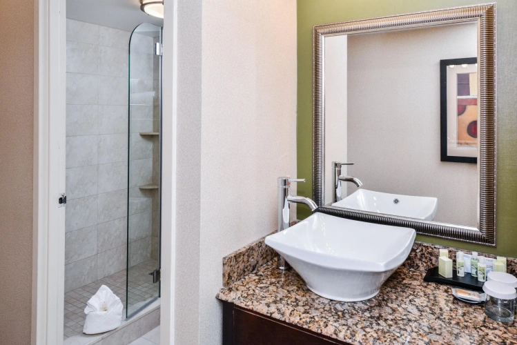 Double Suite