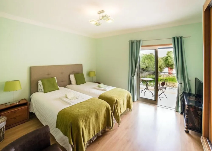 Moradia V3 Férias No Algarve Com Jacuzzi Privado