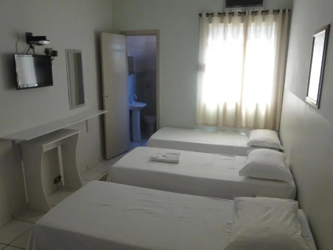 Standard Triple room