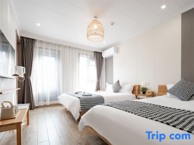 3 Bedrooms Standard room