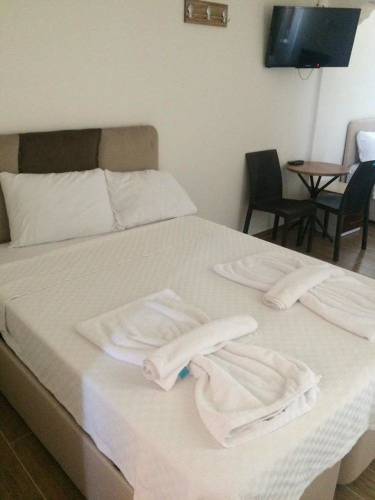 Ev Otel