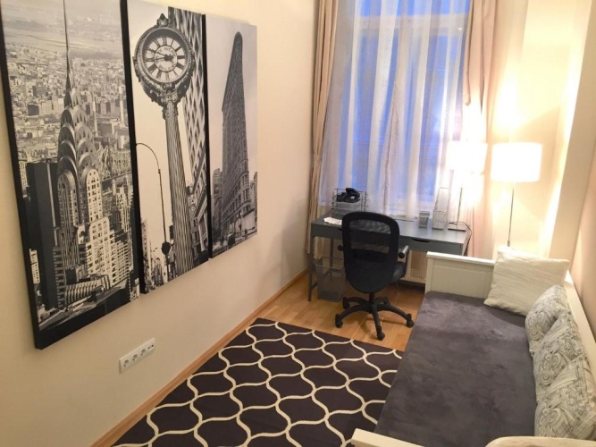3 Bedrooms Apartment