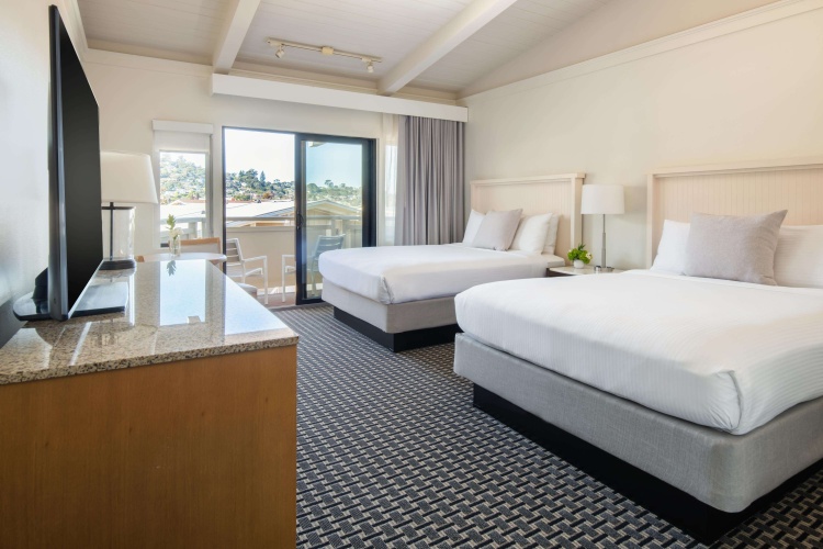 The Lodge At Tiburon photo 6