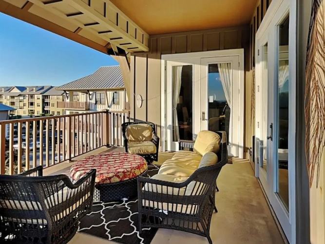Standard room with balcony and with ocean view