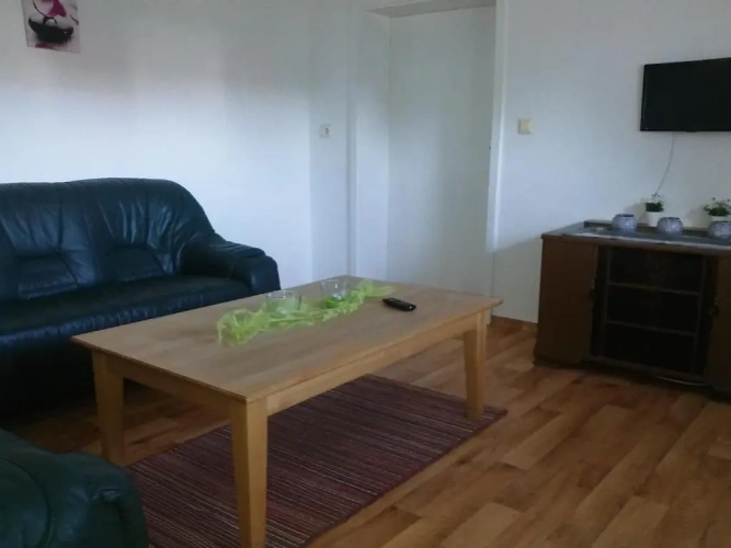1 Bedroom Apartment with garden view