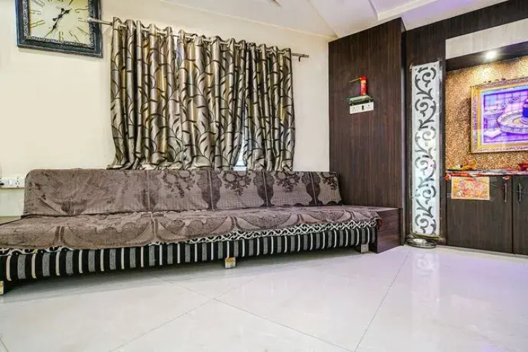 Fabhotel Shivam Palace I