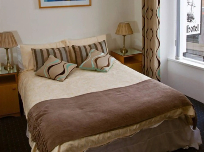 Dobbins Inn