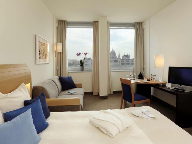 Executive Double room with river view