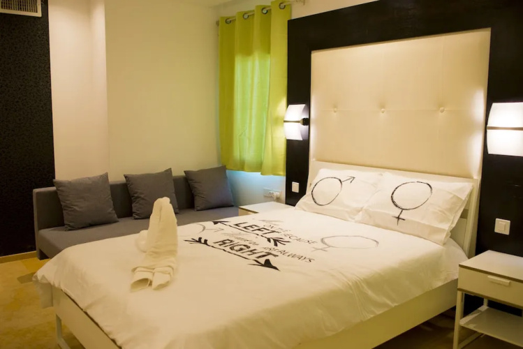 Sun And View Suites