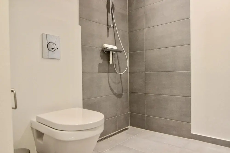 Private 1-bed Townhouse w Terraces