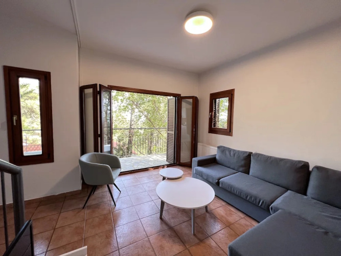 Poed Residence