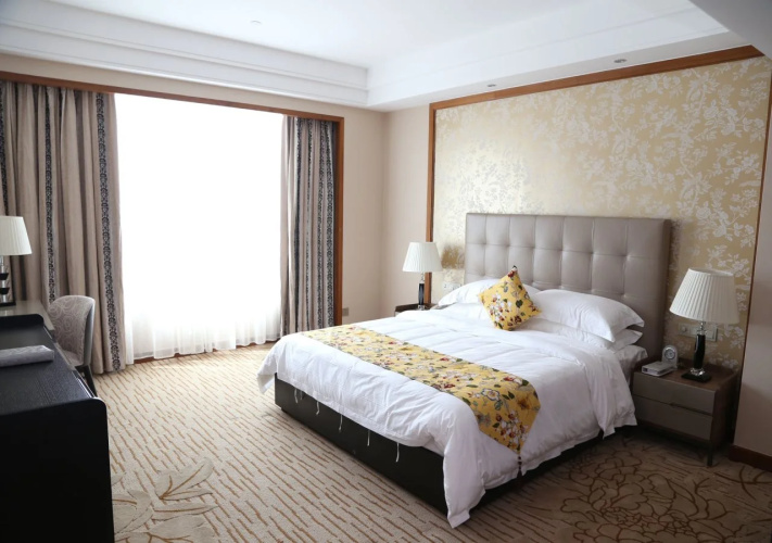 Sky Line Hotel