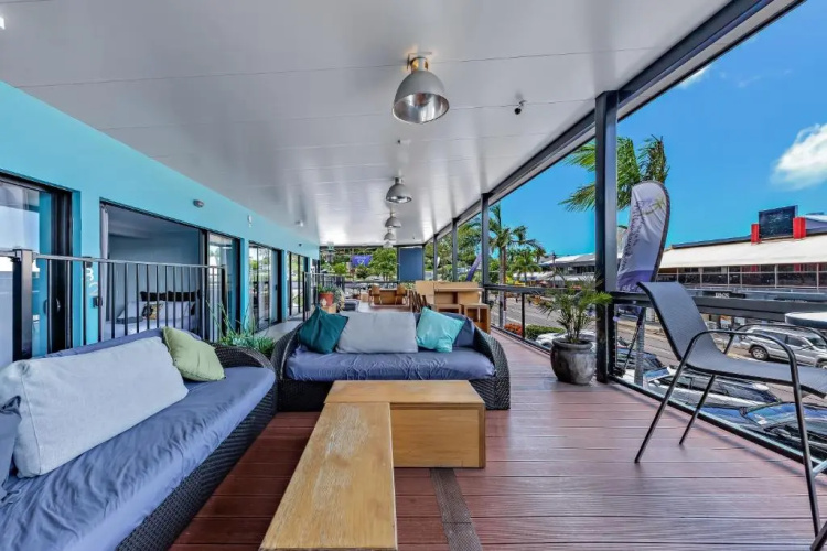 Airlie Sun & Sand Accommodation 5