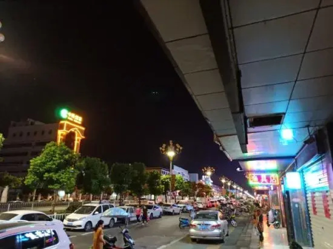 Huo Yuxin Express Hotel
