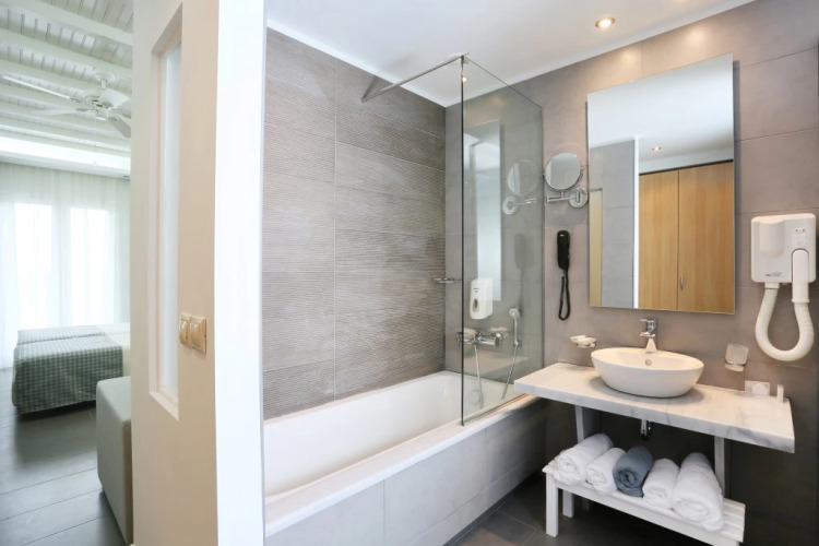 Apollo PalaceOver view