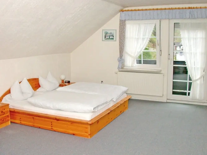 Standard room with balcony