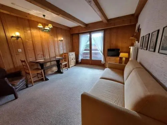 Apartment Square Poste 341