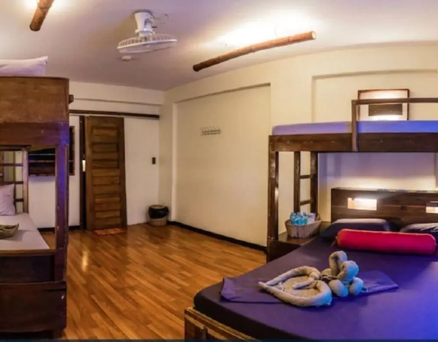 Outpost Hostel - Coron - Adults Only