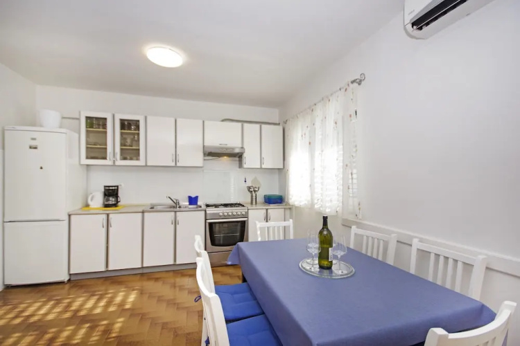 Apartment Danica