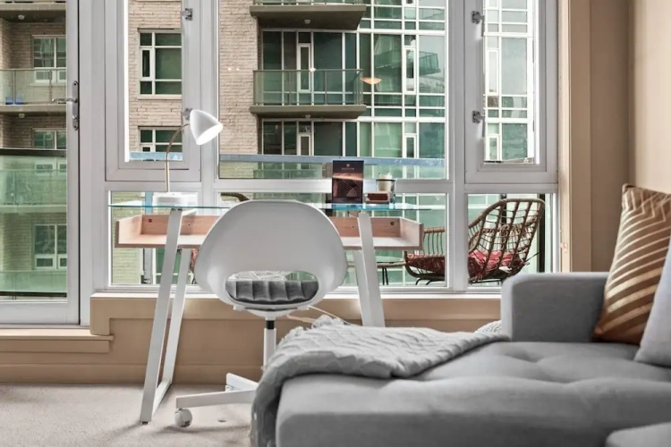 1 Bedroom Deluxe Apartment with balcony and with city view