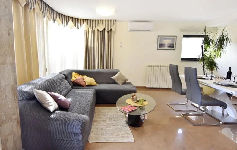 Premium Stay With Terrace and BBQ