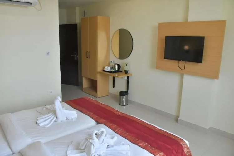 Hotel Yatharth Inn