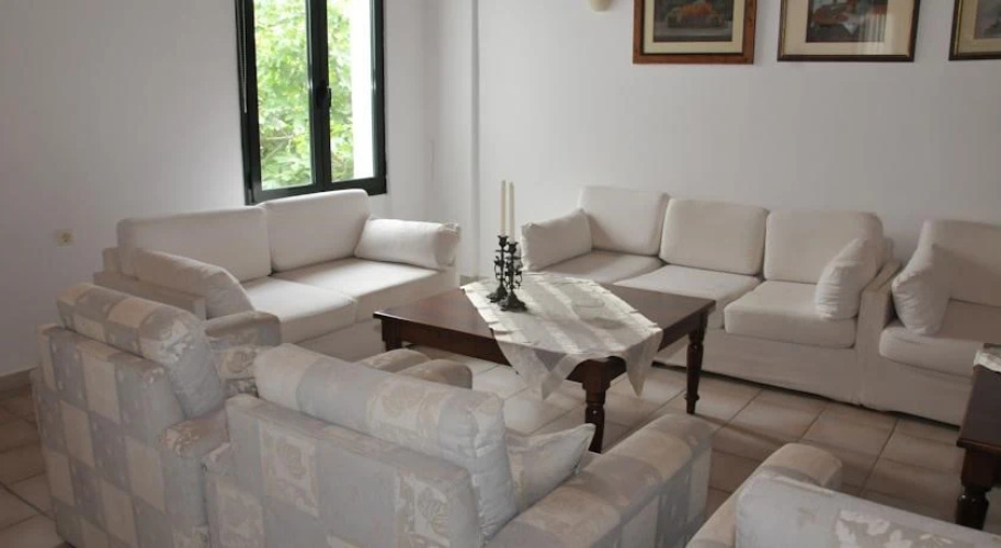 Eva Suites