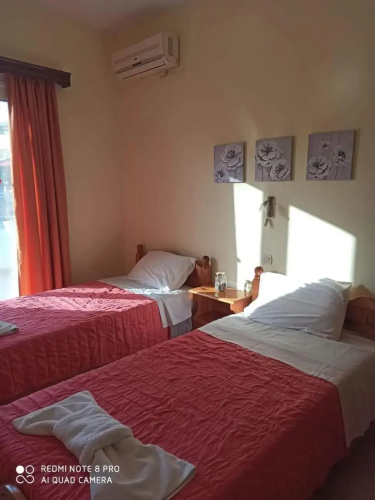 Amadeus Hawai Studios & Apartments