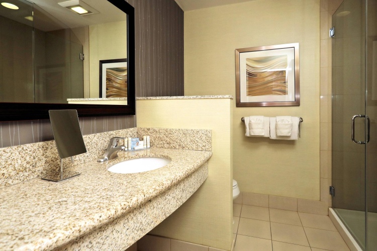Standard Double room with city view